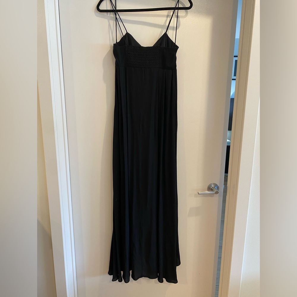 Alice and Olivia Open tie front dress